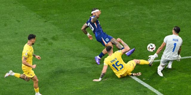 开云登录入口-【欧洲杯】荷兰3比0罗马尼亚，马伦替补出场梅开二度