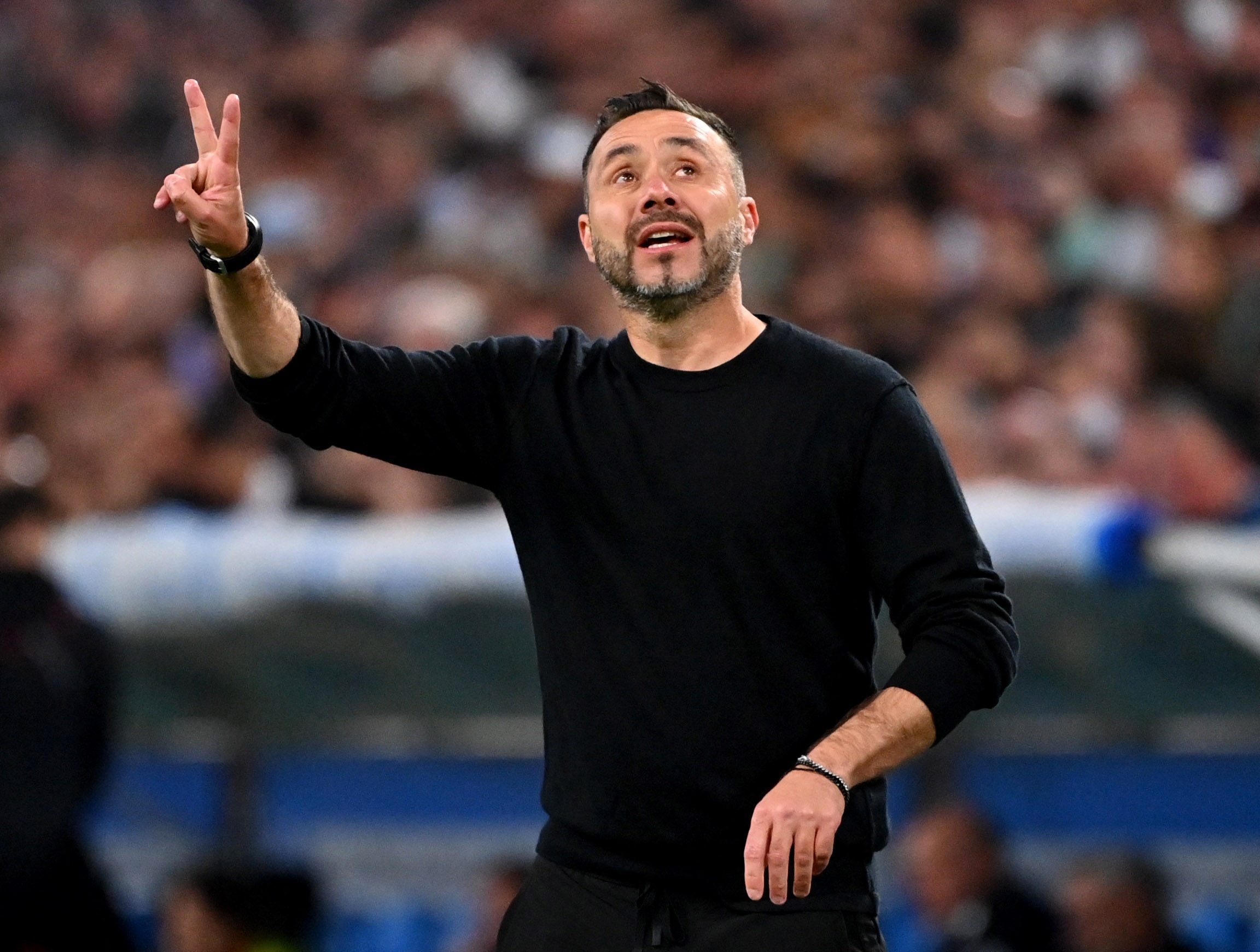 开云登录入口-热刺名宿：不太理解给德泽尔比五年合同，他首先要收敛一下脾气